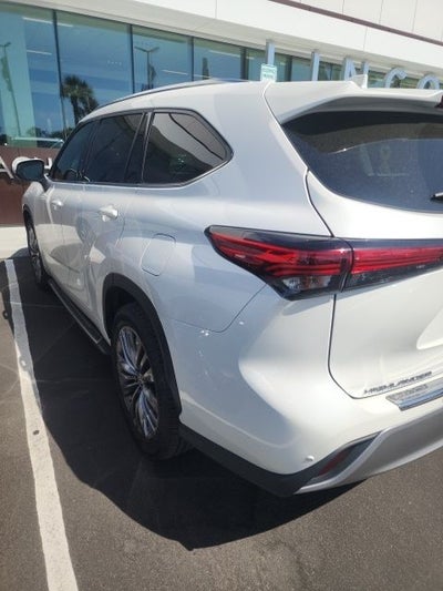 2021 Toyota Highlander Platinum