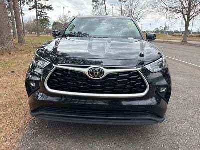 2024 Toyota Highlander Base