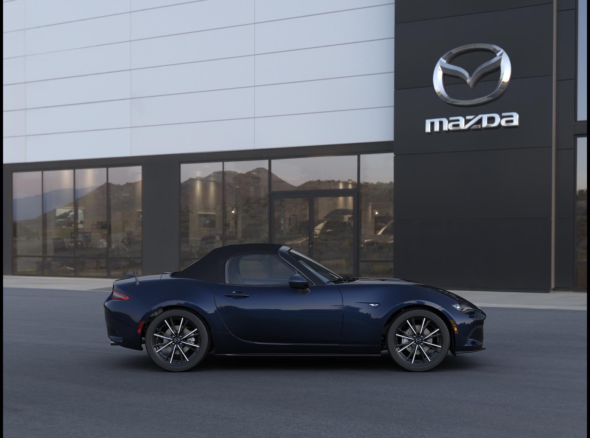 2026 Mazda Mazda MX-5 Miata Grand Touring Manual