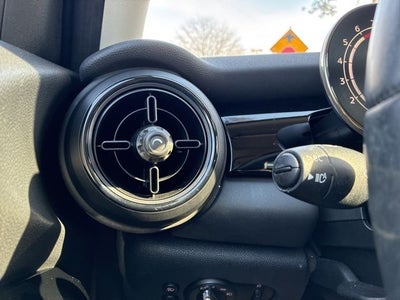 2022 MINI Cooper S Signature