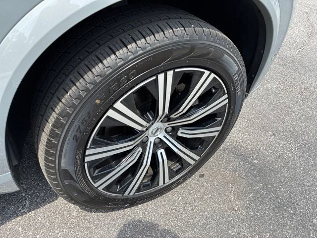 2025 Volvo XC90 B6 Plus 7-Seater