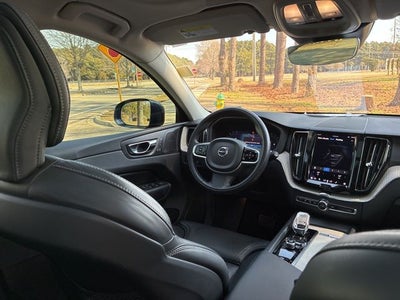 2022 Volvo XC60 B6 Inscription