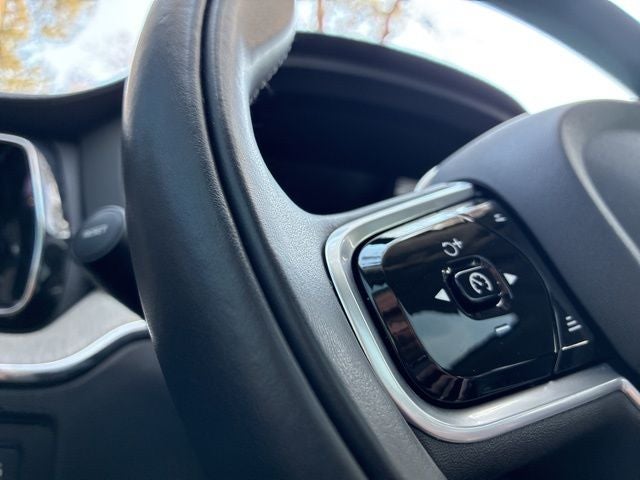 2022 Volvo XC60 B6 Inscription