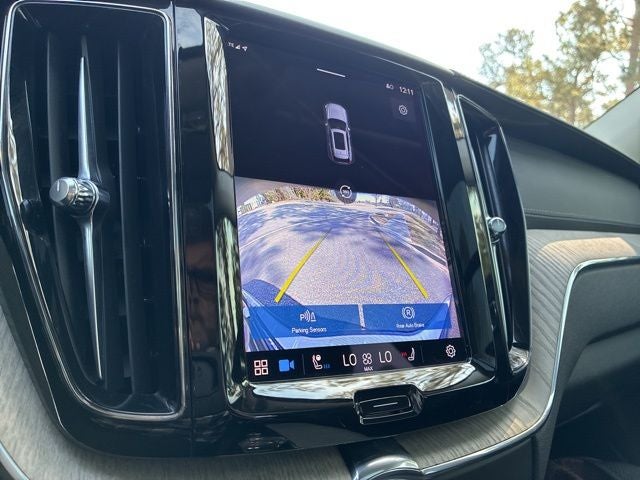 2022 Volvo XC60 B6 Inscription