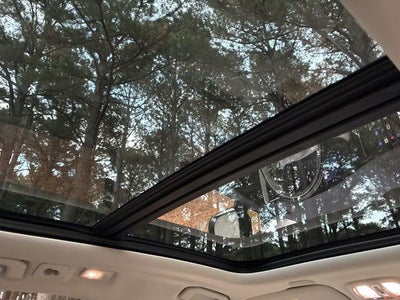 2023 Volvo XC60 B6 Ultimate Dark Theme