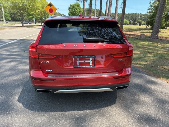 2020 Volvo V60 Cross Country T5
