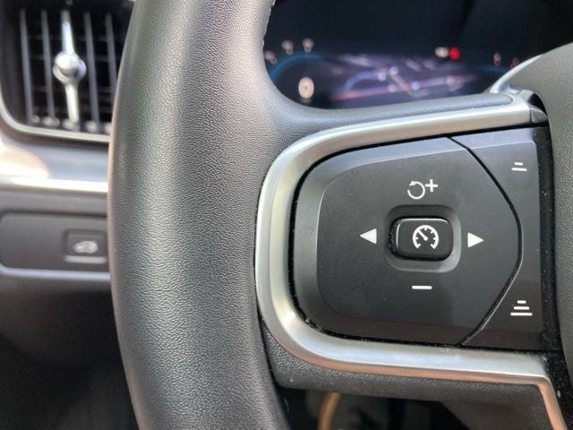 2023 Volvo XC60 B5 Core