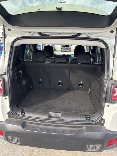 2023 Jeep Renegade Altitude