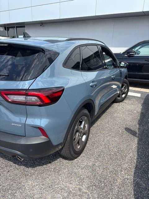 2025 Ford Escape ST-Line Select