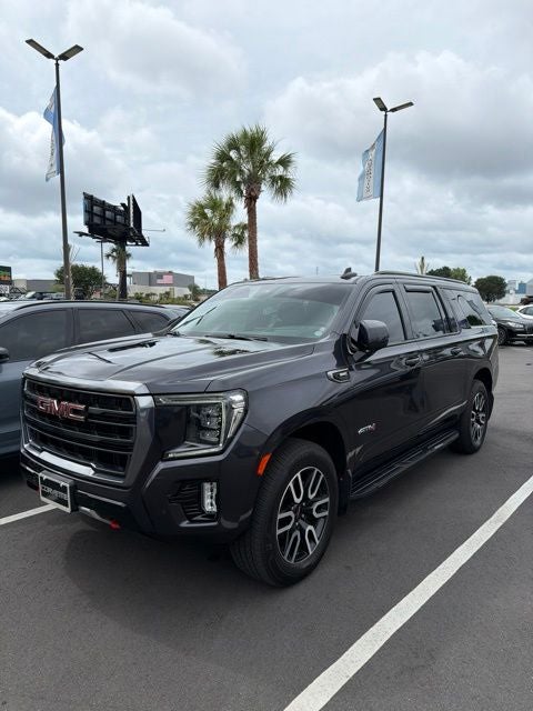 2023 GMC Yukon XL AT4