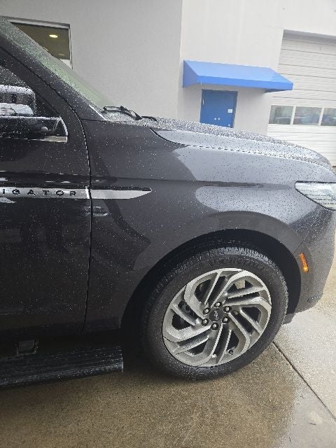 2025 Lincoln Navigator L Reserve
