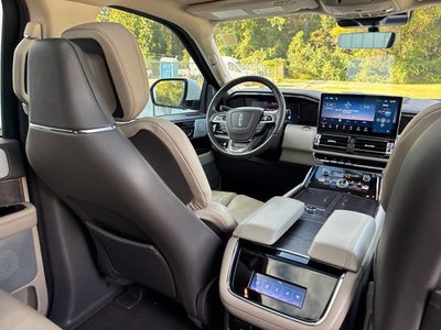 2024 Lincoln Navigator L Reserve