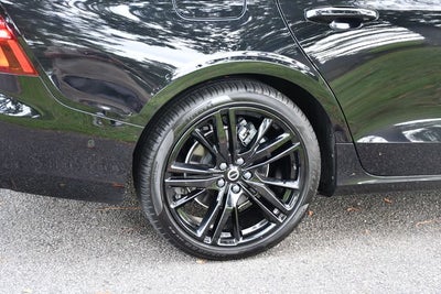 2024 Volvo S60 B5 Plus Black Edition