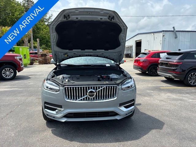 2025 Volvo XC90 B6 Plus 7-Seater