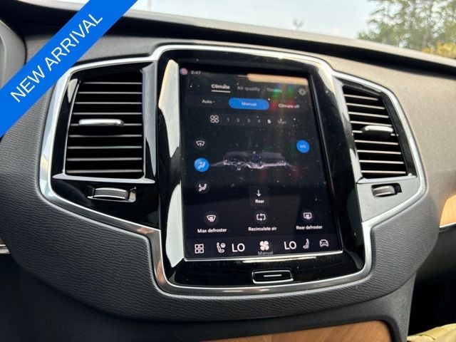 2025 Volvo XC90 B6 Plus 7-Seater