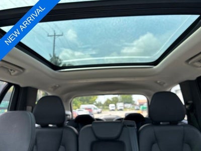 2025 Volvo XC90 B6 Plus 7-Seater