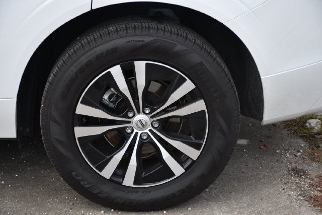 2025 Volvo XC60 B5 Core