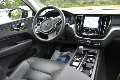 2025 Volvo XC60 B5 Core