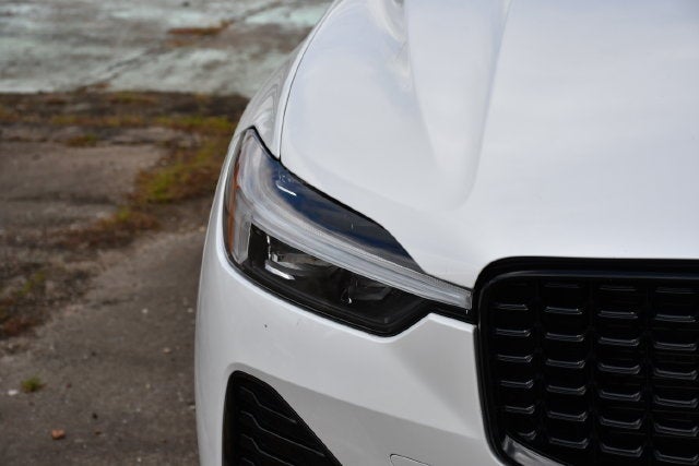 2025 Volvo XC60 B5 Core